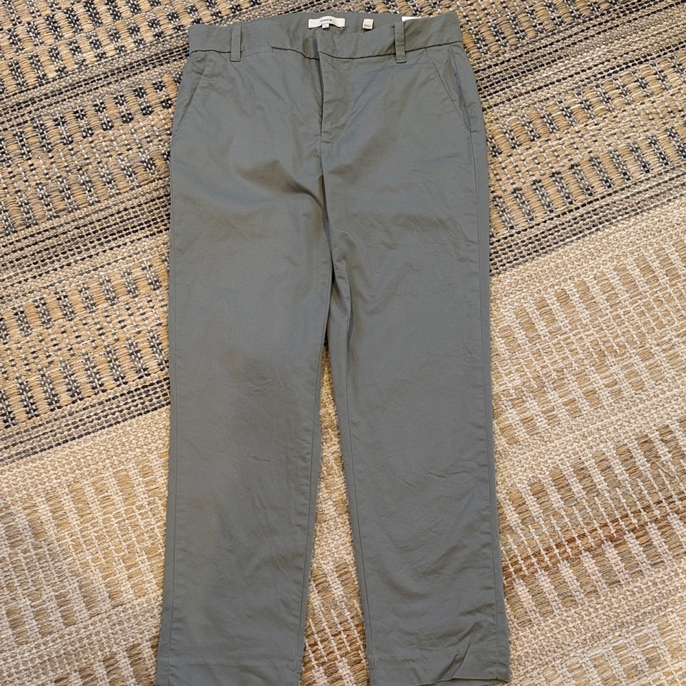 Vince Olive Chinos. Ankle Length. Size 6. Like New!